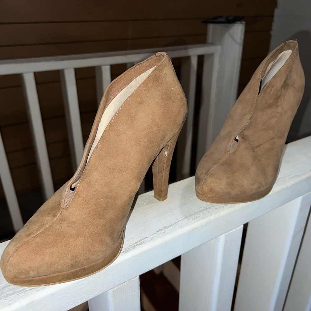 Michael Kors Suede Heels